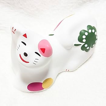 湯布院輪葉葉ねこ 朝早くから行き抽選で当たり買い求めました。 湯布院