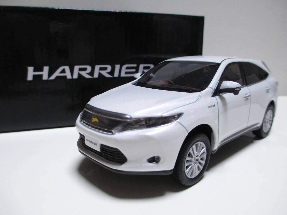 トヨタ ハリアー Harrier 30分の1スケール 送料込み トヨタ ハリアー