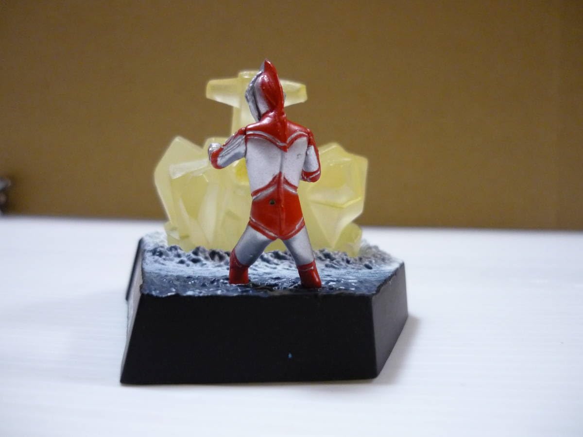 Amazon | フィギュア 帰ってきた＆プリズ魔(残酷!光怪獣プリズ魔) 帰っ