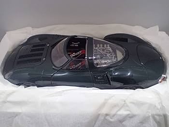 Amazon | 1/18 AUTOart JAGUAR XJ13 GREEN(オートアート, ジャガー