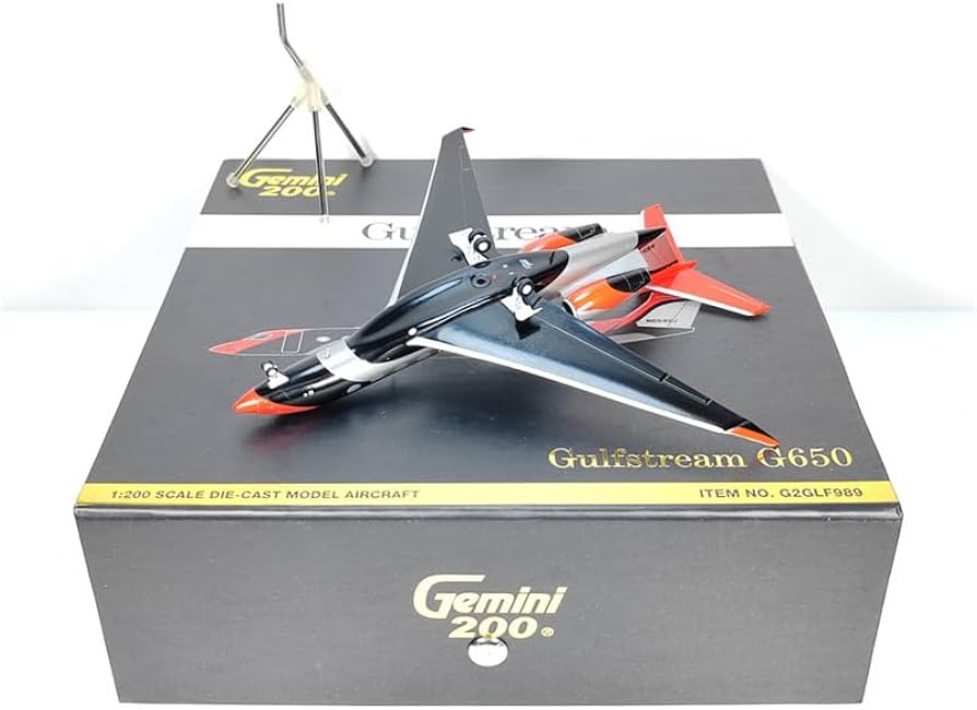Amazon.com: for GeminiJets Gulfstream G650ER N654GJ 1:200 Aircraft