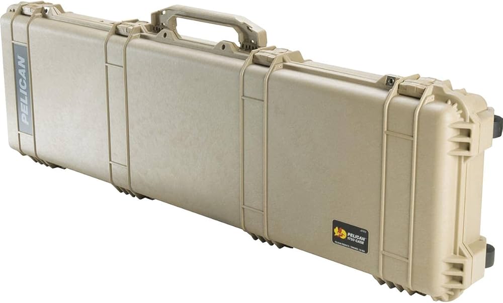 Amazon.com: Pelican 1750 Case With Foam (Desert Tan) : Sports