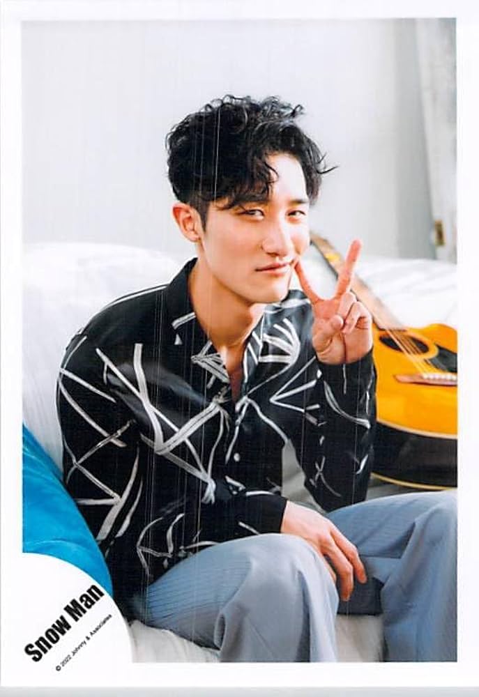 Man 岩本照 公式写真 Amazon.co.jp: Snowman スノーマン 岩本照 公式