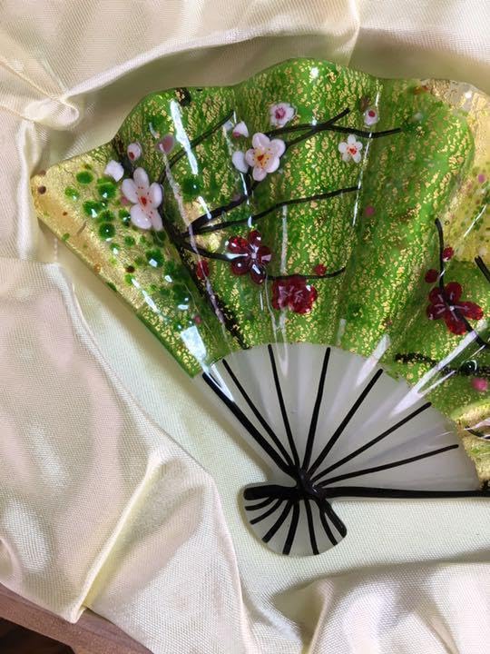 レア 美品 黒木国昭 ガラス扇面飾り レア 美品 黒木国昭 ガラス扇面