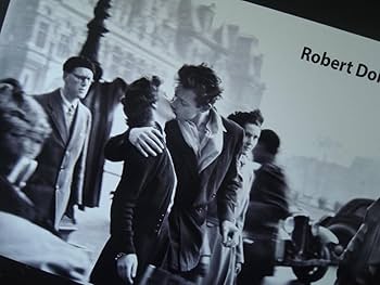 Amazon.co.jp: A4 額付き ポスター 恋人 ロベールドアノー Robert