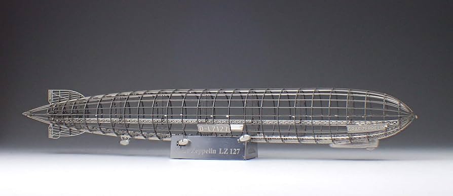 Amazon.com: The Graf Zeppelin LZ 127 – Deluxe Metal Aerobase