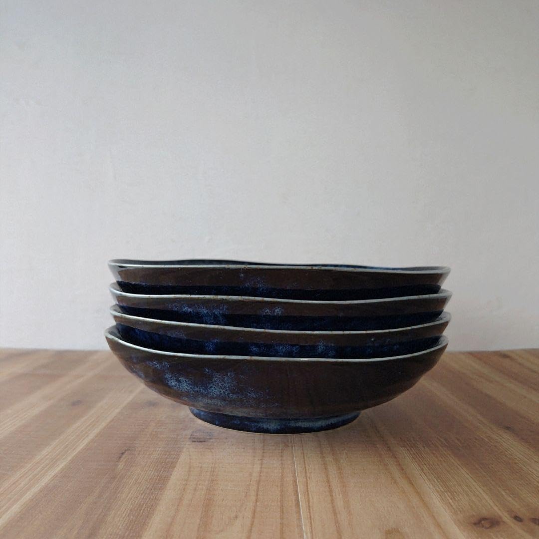 伝統工芸品である渋草焼（しぶくさやき）の「赤絵赤玉唐子図飾皿」木箱