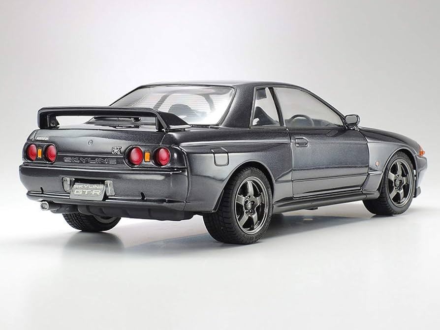 Tamiya 24090 1/24 Nissan Skyline GTR (japan import), Cars - Amazon