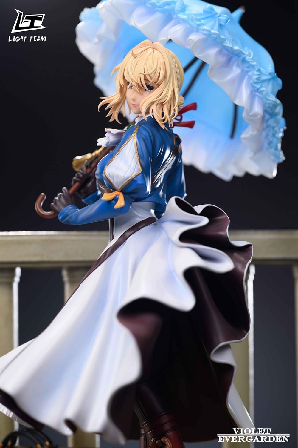 Amazon.co.jp: ヴァイオレット・エヴァーガーデン フィギュア 1/6