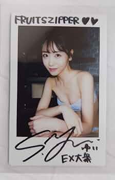 直筆サイン入り】FRUITS ZIPPER 櫻井優衣 オンライン特典会 チェキ