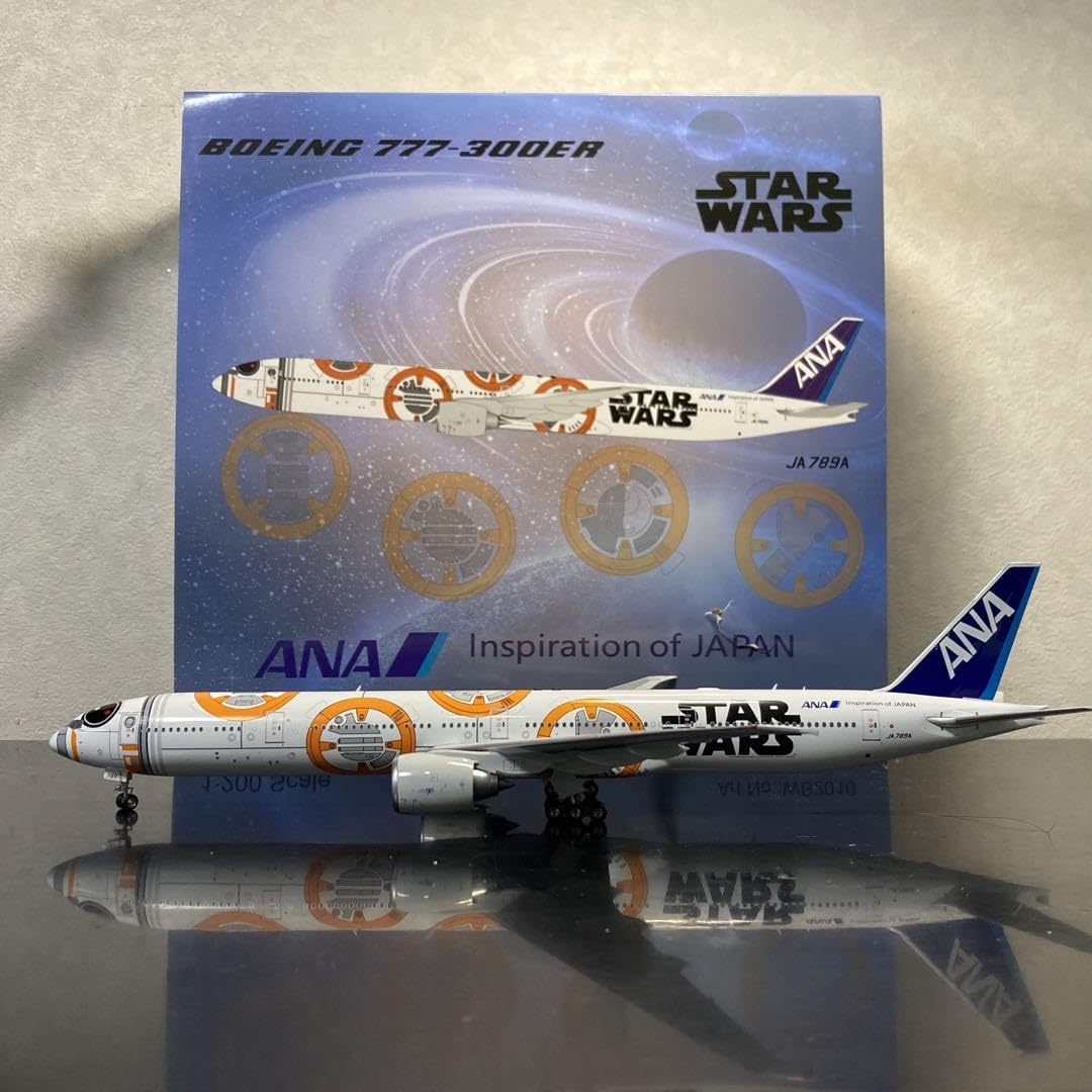 Amazon.co.jp: 1 200 ANA B777-300ER BB-8 : おもちゃ
