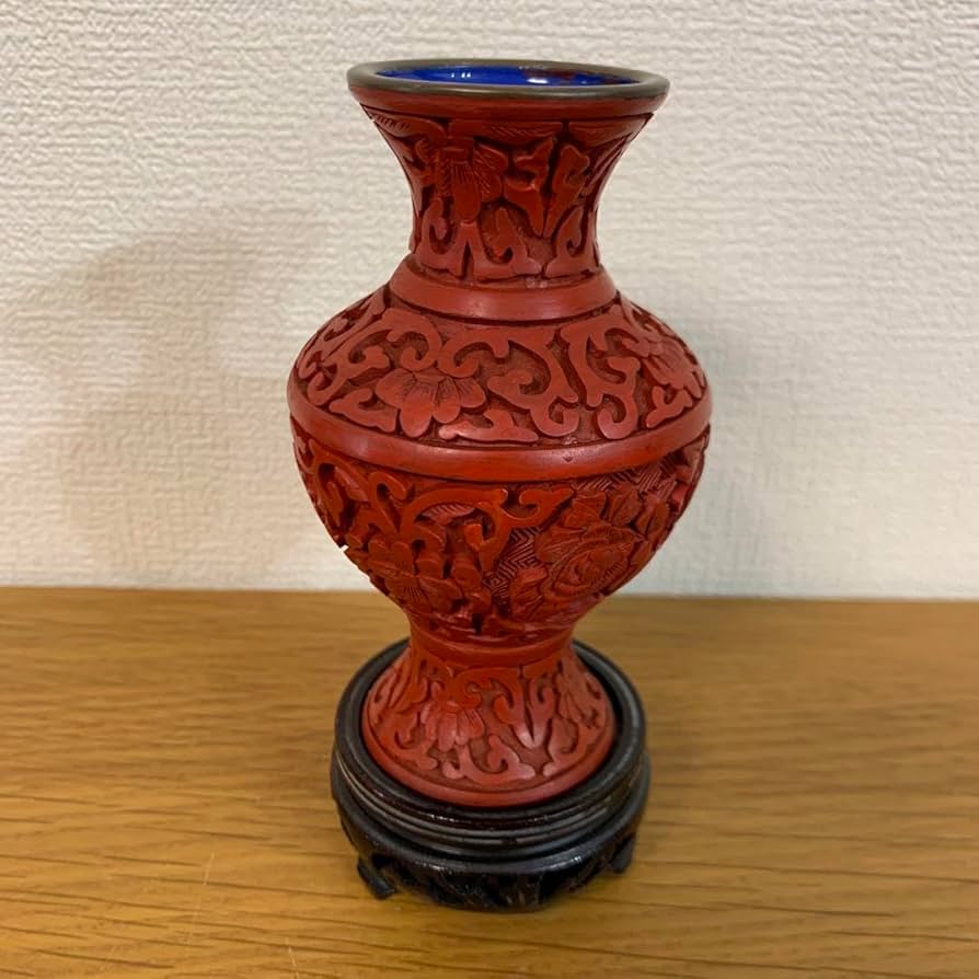 中国剔紅堆朱内七宝花文瓶VR7912