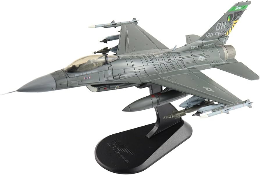 本体未開封】HOBBY MASTER F-16 Fighting Falcon Amazon.com: Hobby