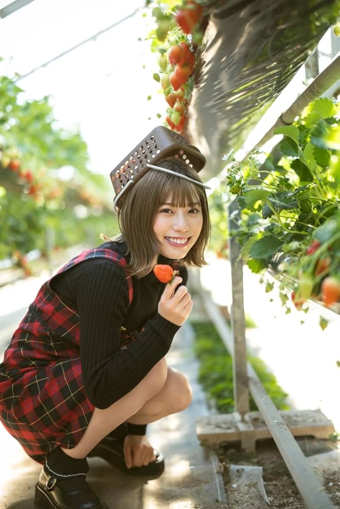 日向坂46 東村芽依 サイン入り写真 日向坂46 東村芽依 サイン入り写真