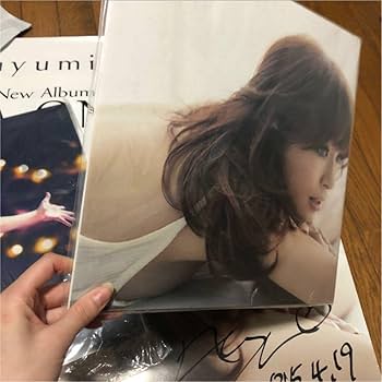 Amazon.co.jp: 浜崎あゆみ 直筆サイン入りポスター : おもちゃ