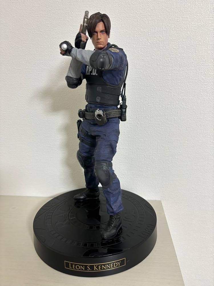 バイオハザード re2 コレクターズエディション Amazon.com: BIOHAZARD