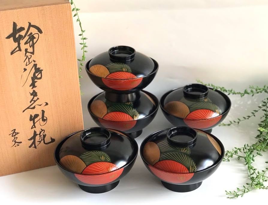能登輪島塗 漆塗り蒔絵 木製蓋付椀 煮物椀5客セット共箱