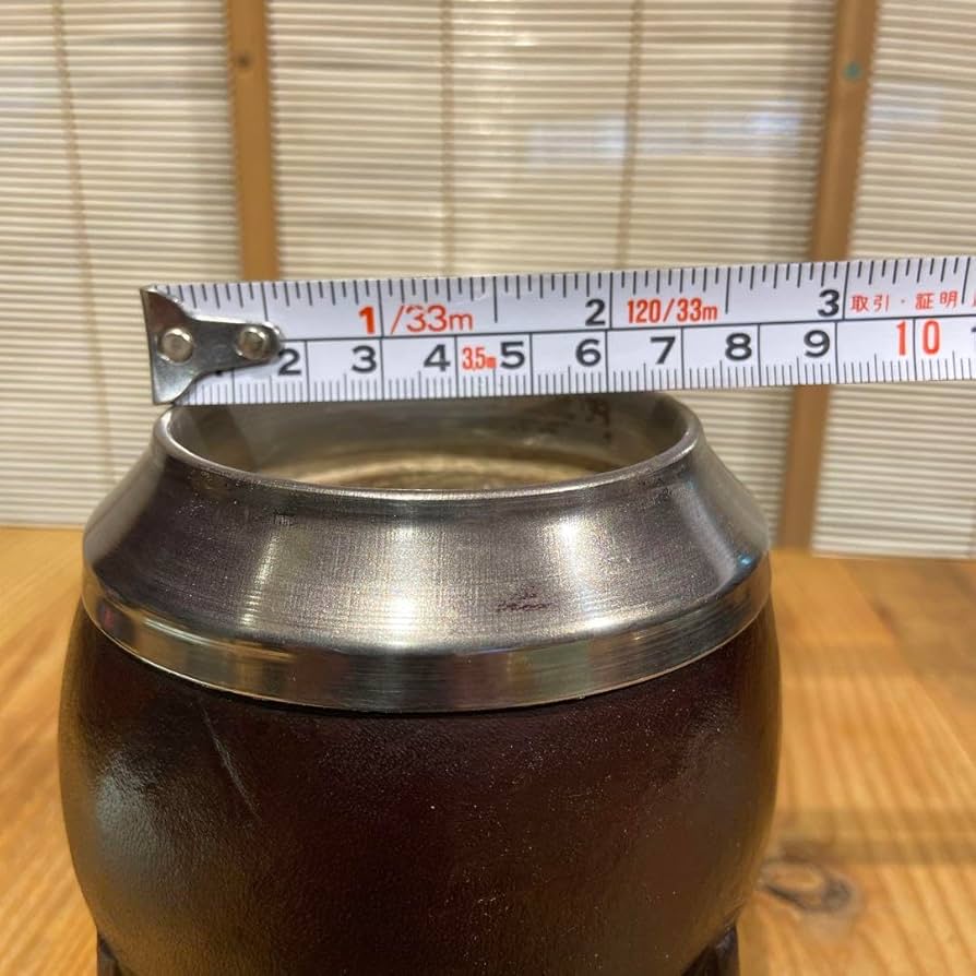 アルゼンチン製 本革 × アルパカ装飾／馬モチーフ／脚付き台座 マテ壺