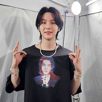 ユンギ 着用 SUGA Agust D D-DAY TシャツUS限定ver. ユンギ着用 SUGA Agust