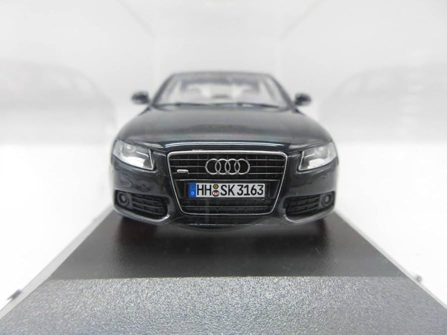 Amazon | 1/43 アウディ A4 セダン ディーラー特注品 ミニカー