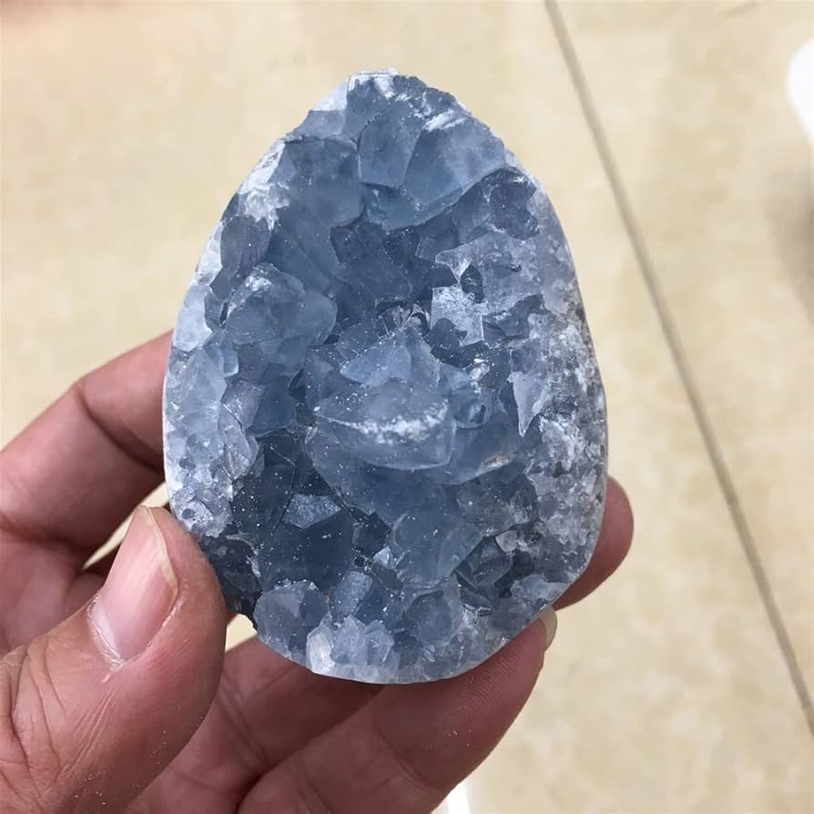 Amazon.co.jp: 瞑想の家 天然青水晶 穴水晶原石 水晶群 標本