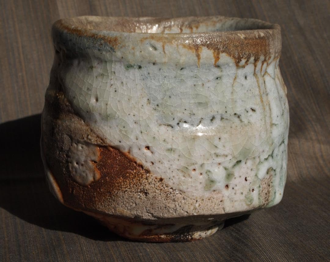 Amazon.co.jp: 人気作家熊野九郎右衛門熊志野茶碗大箱無し : おもちゃ