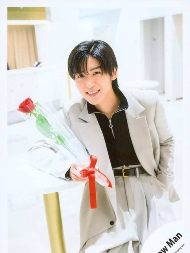 公式写真 目黒蓮 公式写真 目黒蓮