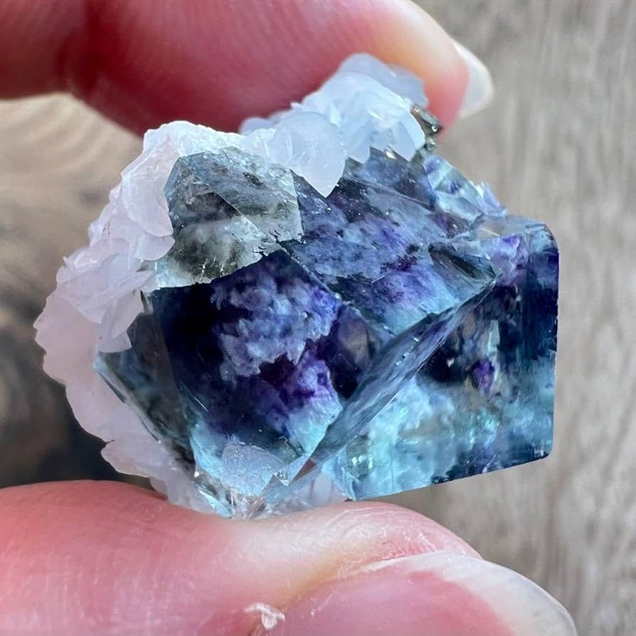 カルサイト パイライト 共生 鉱物 標本 原石 Amazon.co.jp: カルサイト