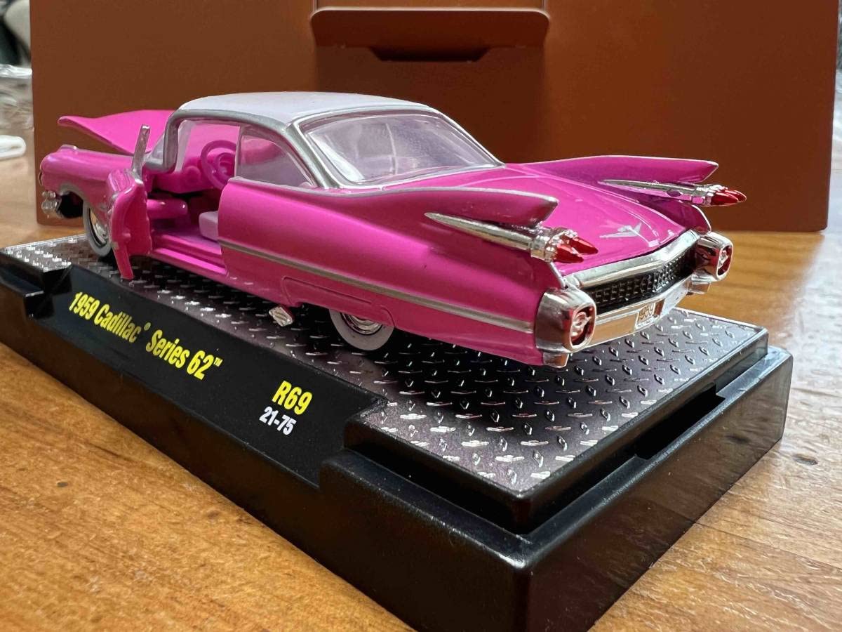 Amazon.co.jp: M2 MACHINES 1959 Cadillac Series 62 21-75 1/64