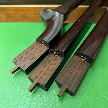 Amazon.co.jp: 三味線 紅木 二段溝 金ホゾ 子持ち綾杉胴 中棹 金具K9