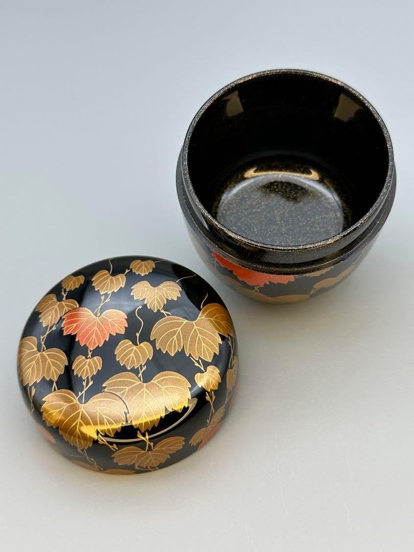 究極の美蔵から凄い釉薬の大きな抹茶茶碗が出て来ました。茶道具花道具