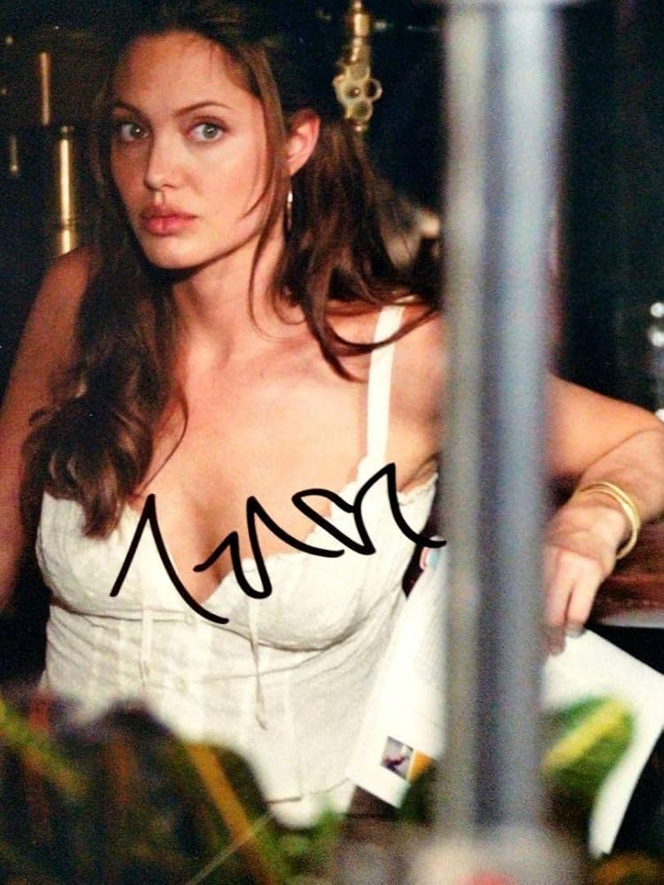 Amazon.co.jp: アンジェリーナジョリー 直筆サイン超 特大写真
