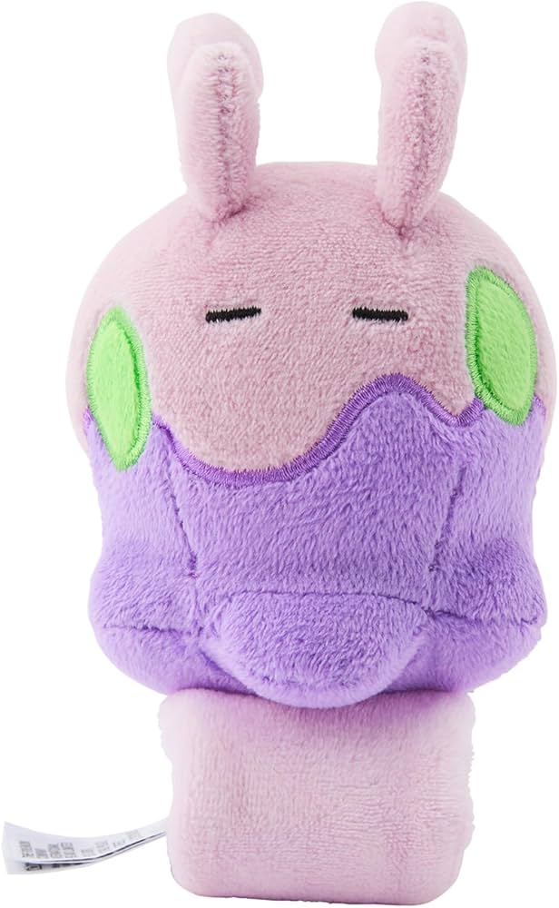 Amazon.co.jp: ポケモンセンターオリジナル 肩のせぬいぐるみ ヌメラ