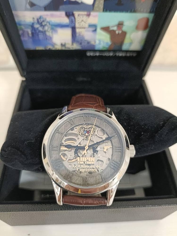 Amazon.co.jp: ルパン三世 カリオストロの城 40周年記念 機械式 腕時計