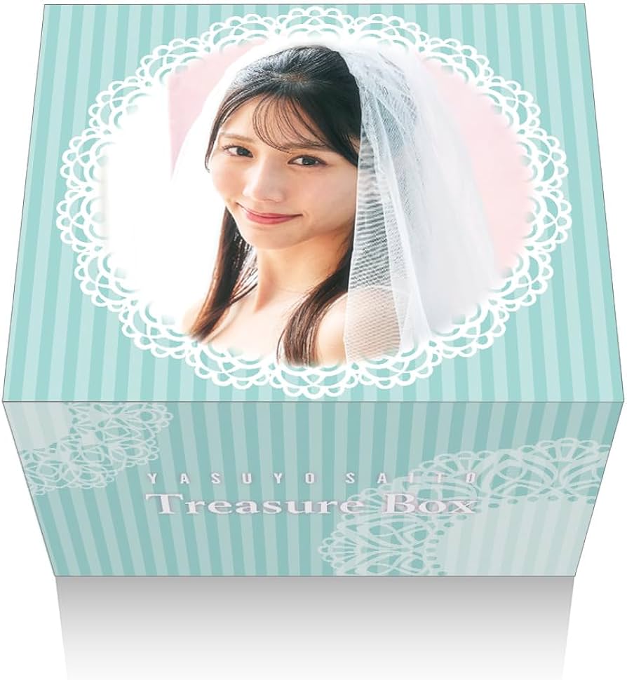 Amazon.co.jp: 斎藤恭代～LUMINOUS～ Tradingcard Treasure Box : おもちゃ