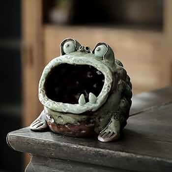 Amazon.co.jp: [dhiuebc] 置物 置き物 タバコ灰皿 グリーン1 ホテル