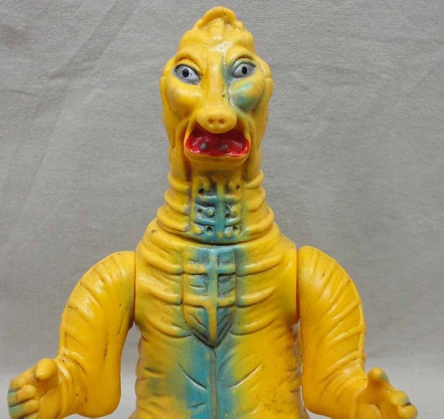 Amazon.co.jp: ブルマァク バニラ ソフビ 当時物 怪獣 マルサン : おもちゃ