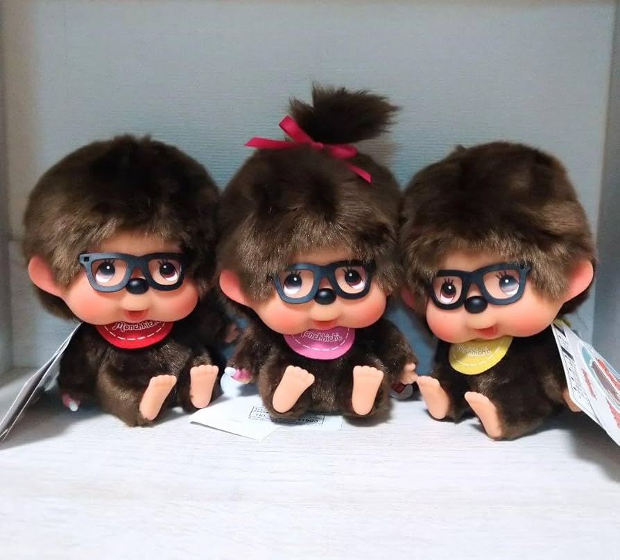 Amazon.co.jp: 顔デカ モンチッチ 座り メガネ 香港限定 3体セット