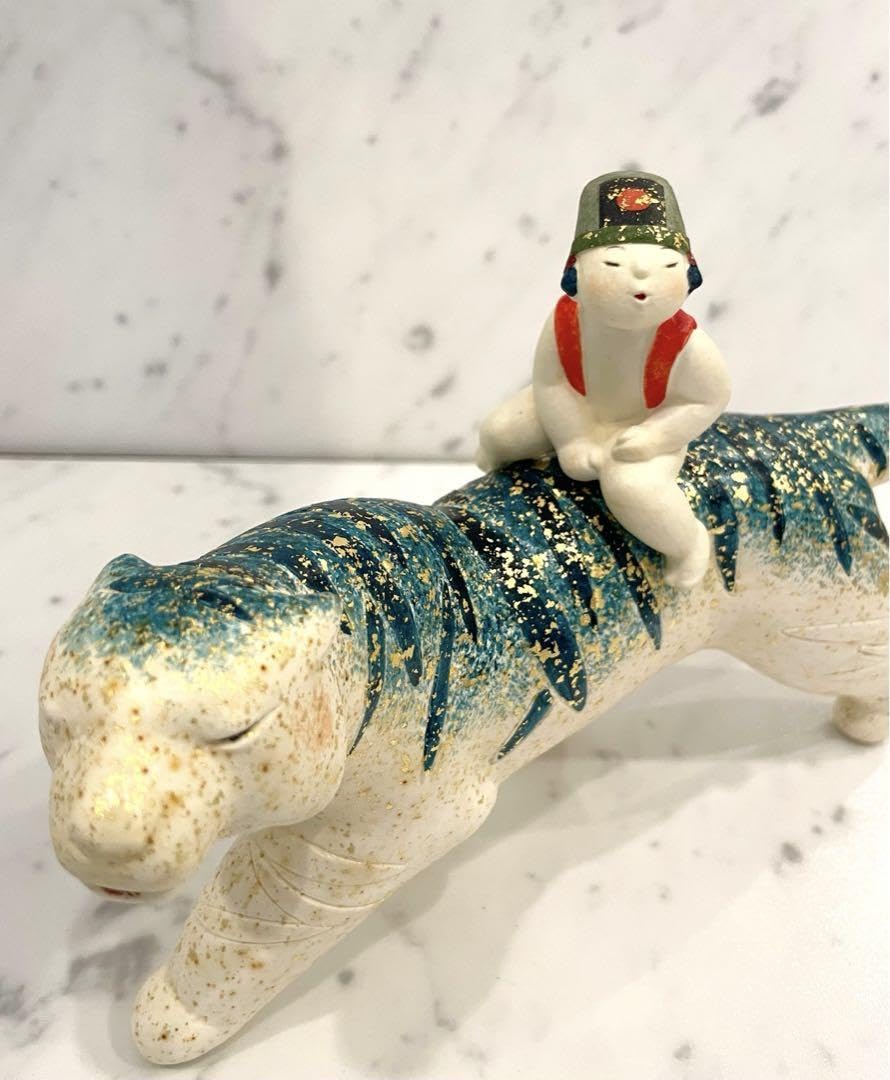 加賀伝統工芸品、紺谷力作「閼伽（あか)人形」 加賀伝統工芸品、紺谷