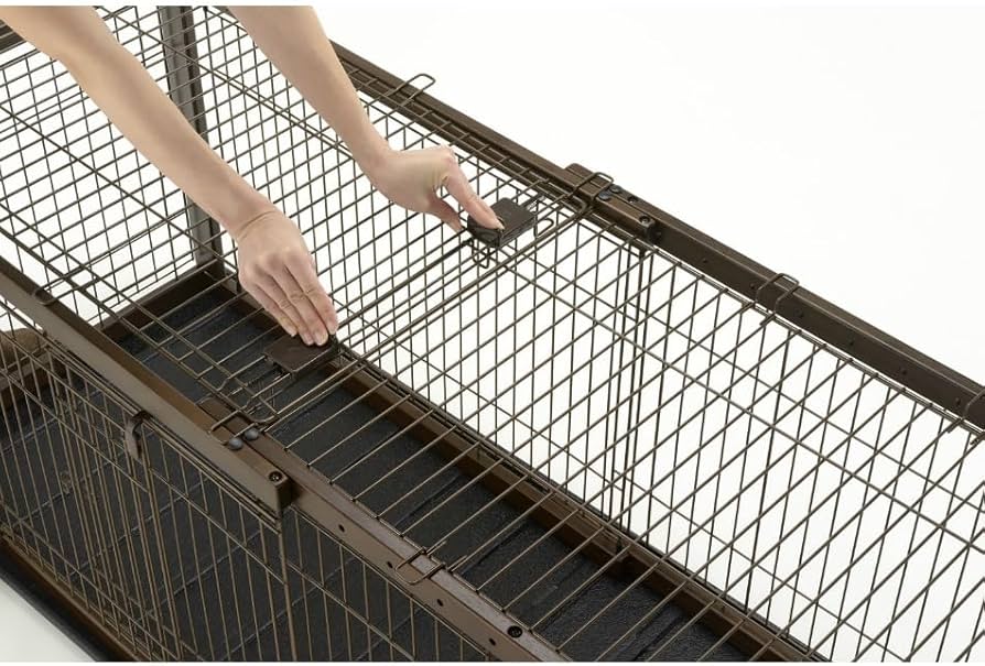 Amazon | リッチェル 木製スライドペットサークル レギュラー 屋根面