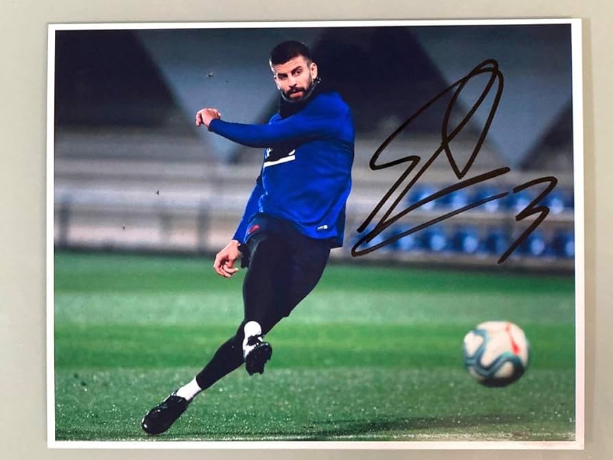 ジェラール・ピケ直筆サイン入り】FCバルセロナユニフォーム