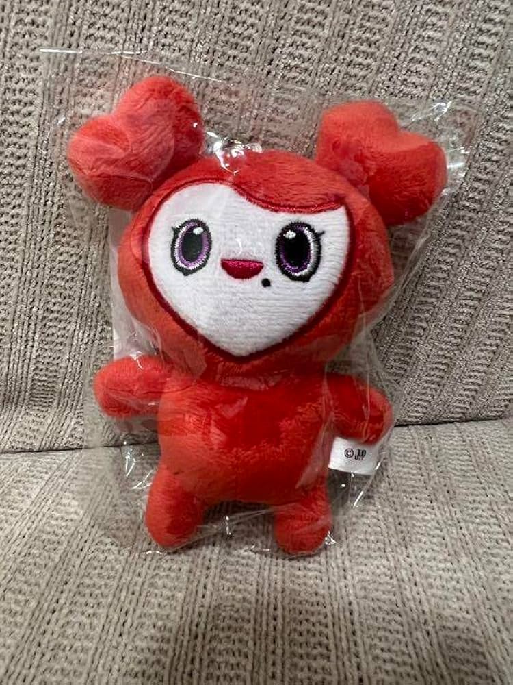 TWICE チェヨン ベイビーチェンブリー バッグチャーム クリスマス