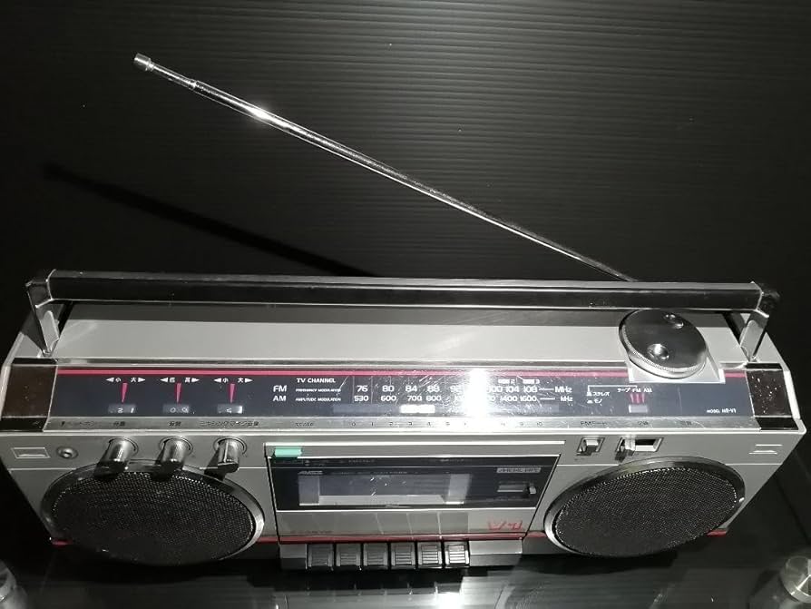 Amazon.co.jp: メタル対応 SANYO レトロラジカセ MR-V1 : ホビー