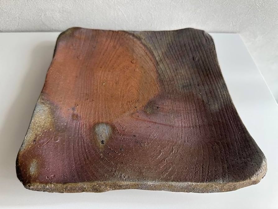 Amazon | 大平誠之助 備前 板目 牡丹餅 窯変 皿 | ノーブランド品