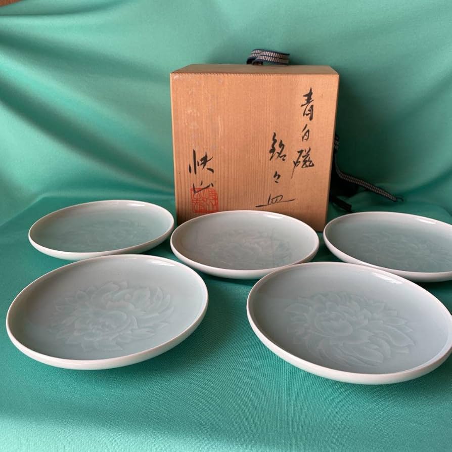 快山窯 青白磁瑞鳥文皿 共箱合布栞 大皿 飾り皿 食器 平皿 人間国宝