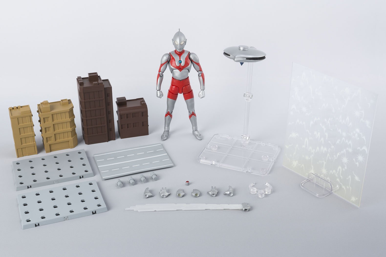 Amazon.co.jp: TAMASHII NATIONS S.H.フィギュア―ツ ウルトラマン 50th