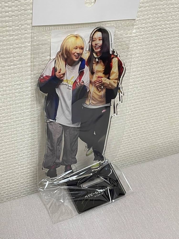 Amazon.co.jp: ベイビーわるきゅーれ アクリルスタンド ちさまひ