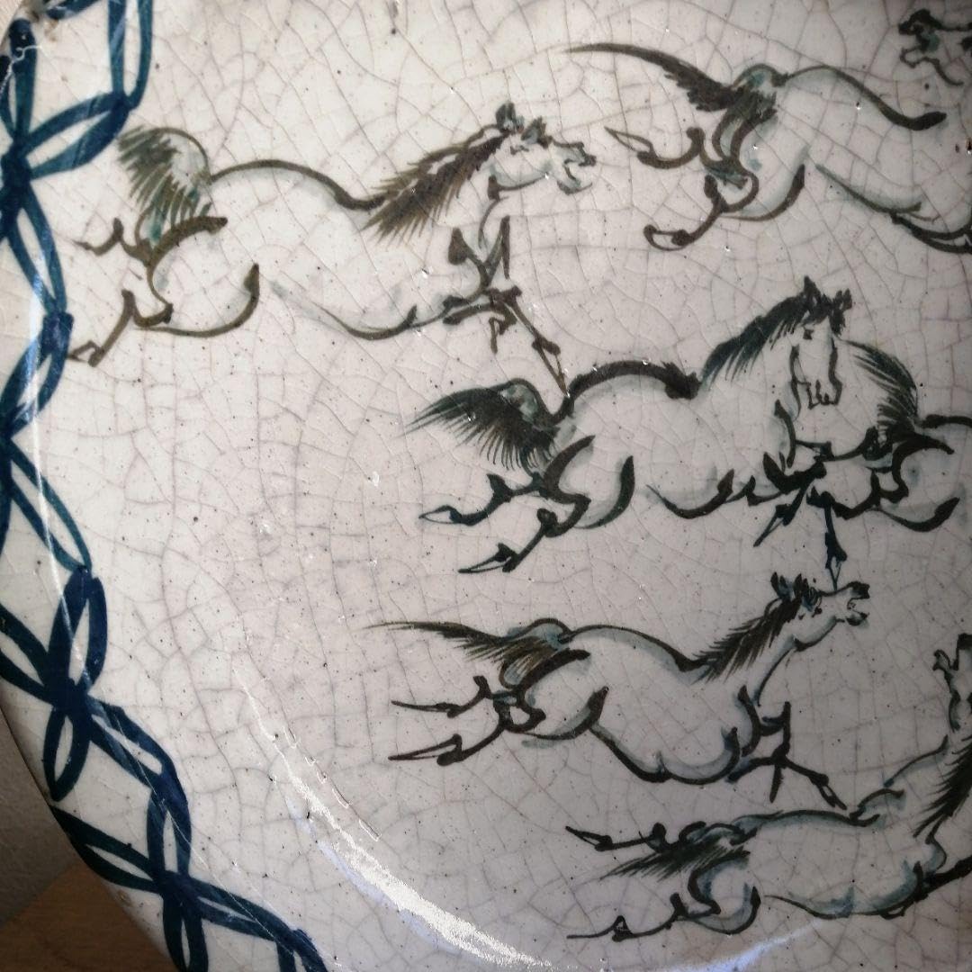 深め 飾皿 馬 深め 飾皿 馬