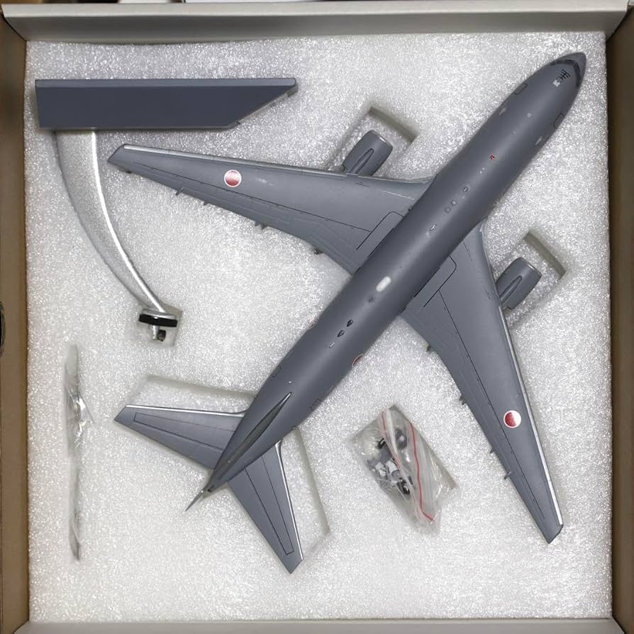 Amazon.co.jp: 航空自衛隊 KC-46A ペガサス 1/200 : ホビー