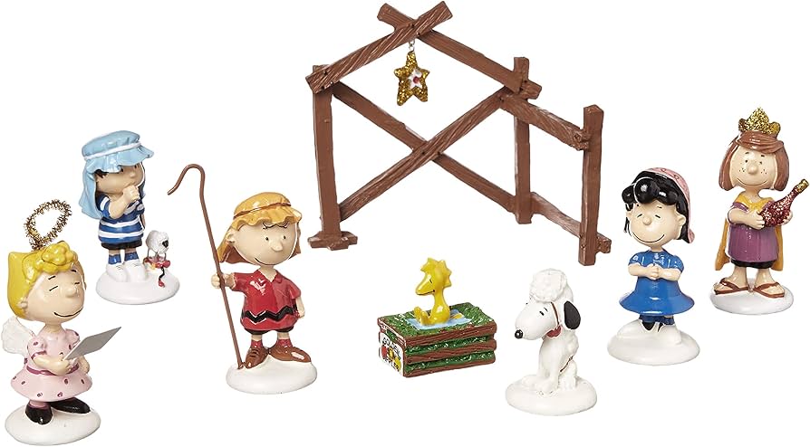 Amazon.com: Department 56 Peanuts Pageant (Set of 8), 5.5 Inch